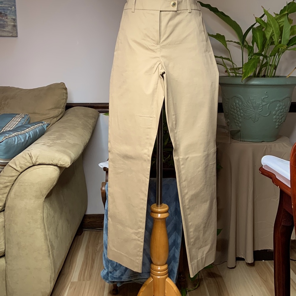 Brook Brother Chinos Woman’s Size 4